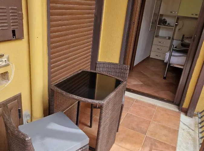 Apartman Al Corso 1 *