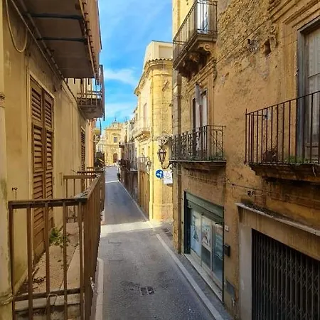 Appartement Al Corso 1 *